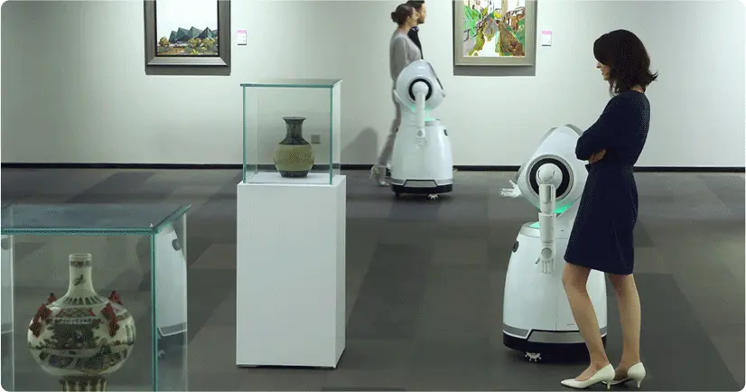 Smart Exhibition Service Robot